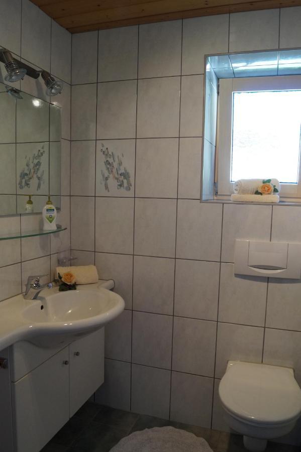 - Schmirnerhof Apartmán